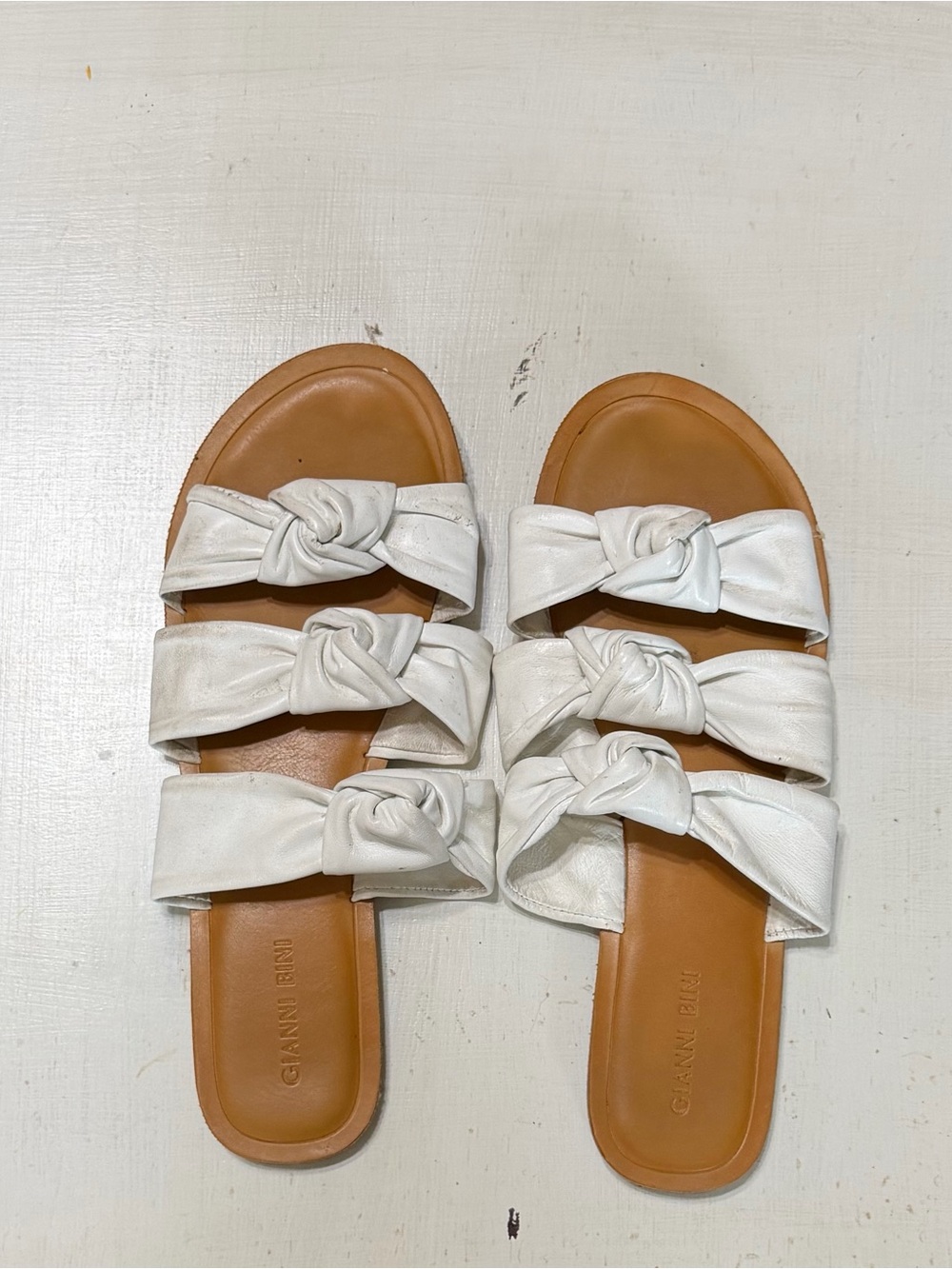 Gianni Bini White Triple-Knot Leather Slide Sandals with Tan Footbed